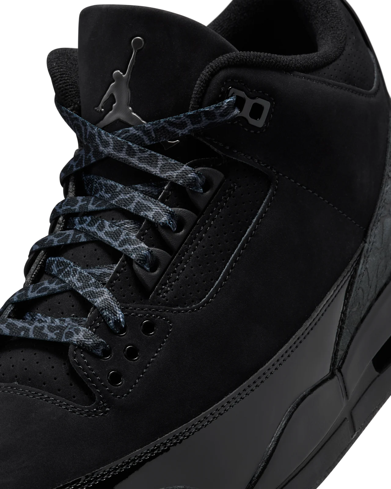 Air Jordan 3 Retro "Black Cat"