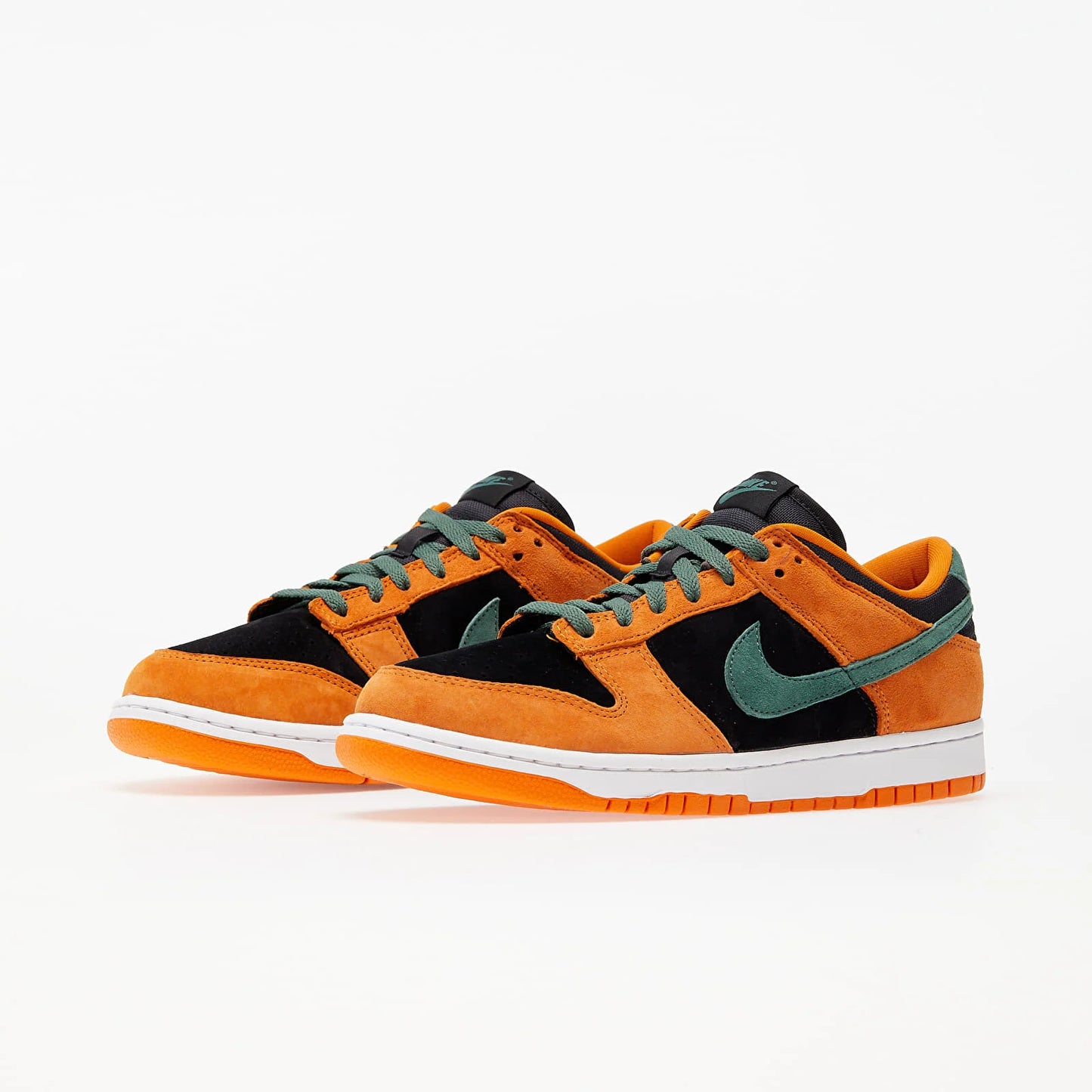 Nike Dunk Low "Ceramic" - CBM-KICKS.RO