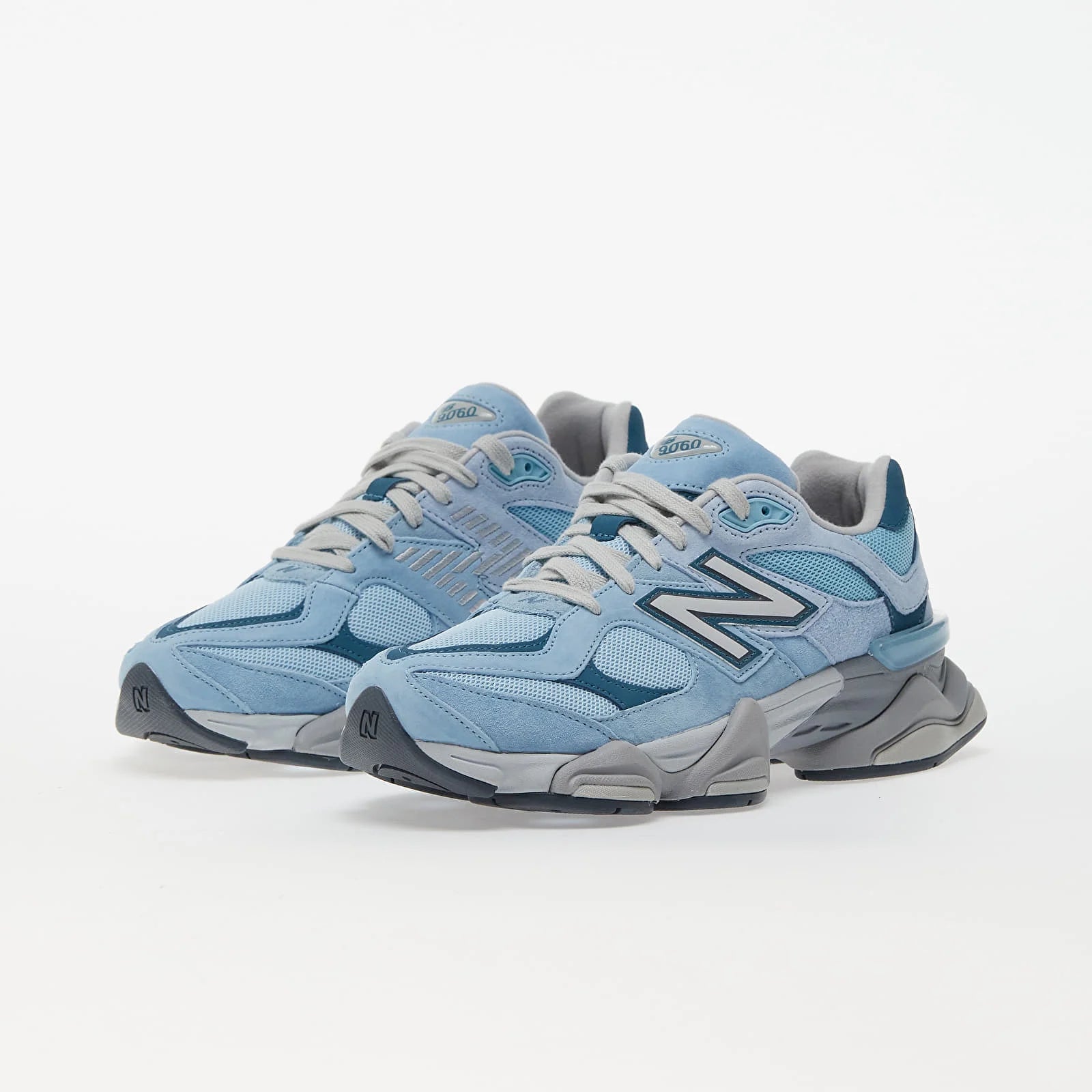 New Balance 9060 "Chrome Blue" - CBM-KICKS.RO