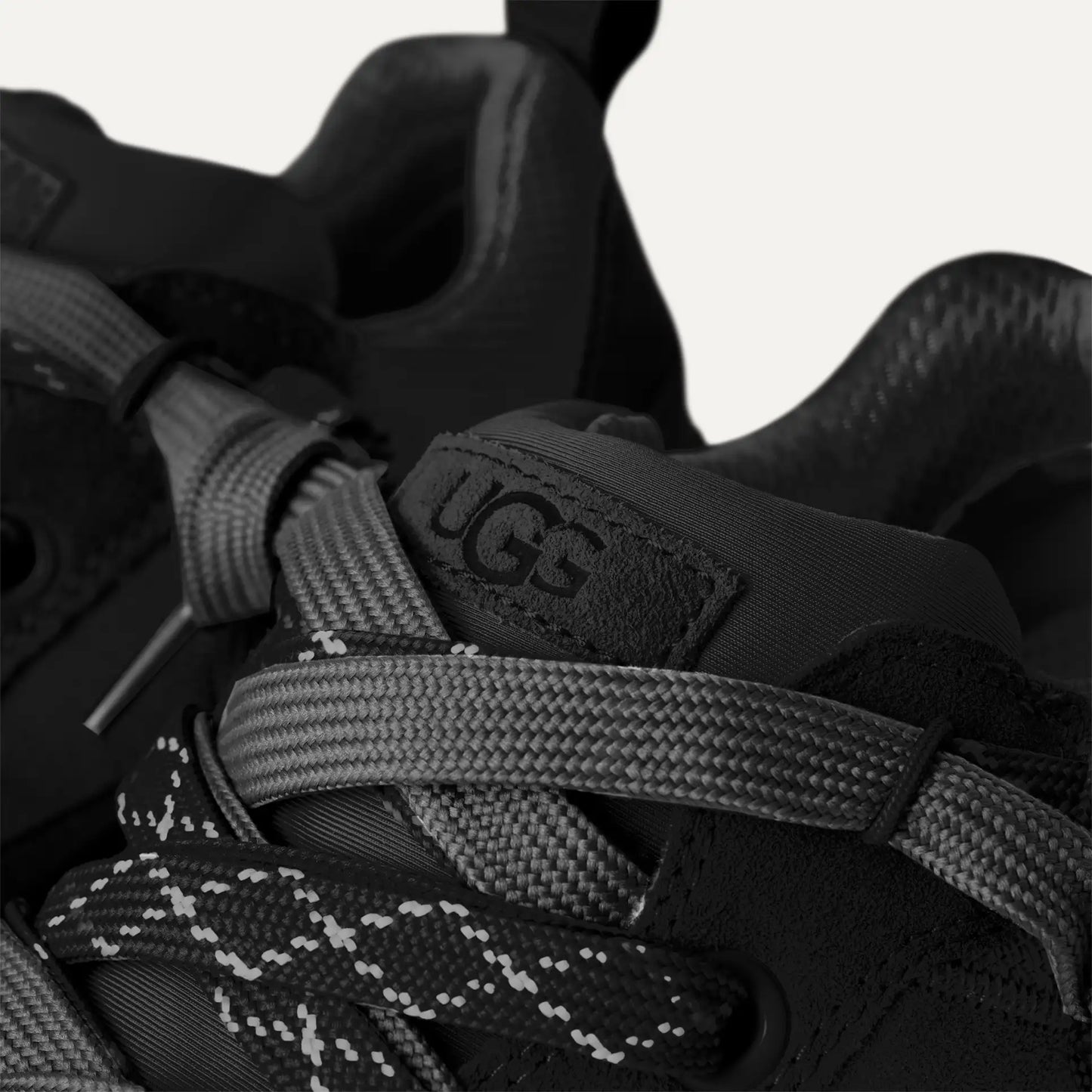 UGG Lo Lowmel "Black" - CBM-KICKS.RO
