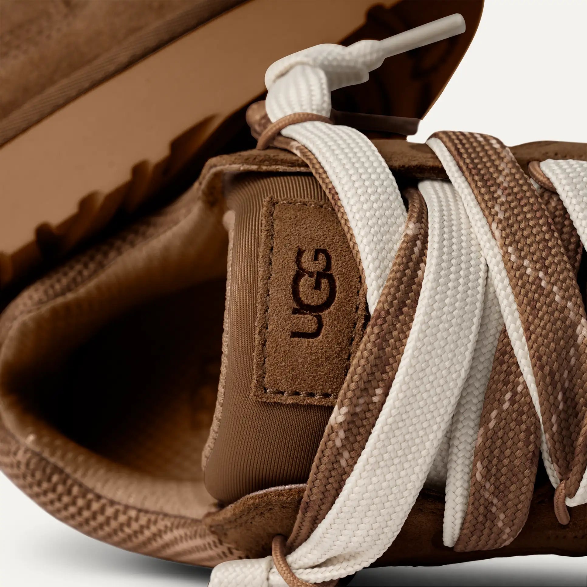 UGG Lo Lowmel "Chestnut" - CBM-KICKS.RO