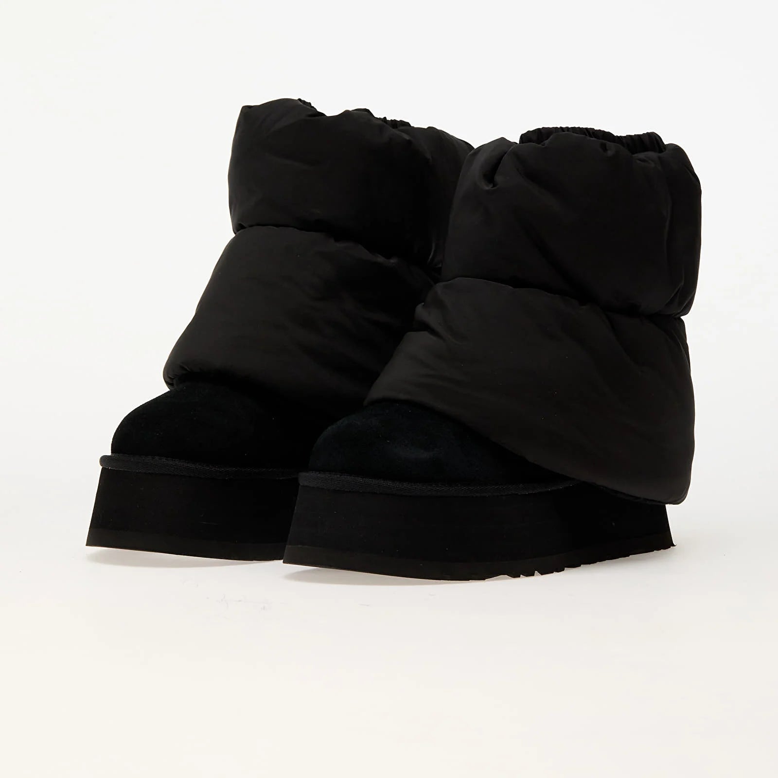 UGG Classic Mini Dipper Puffer "Black" - CBM-KICKS.RO