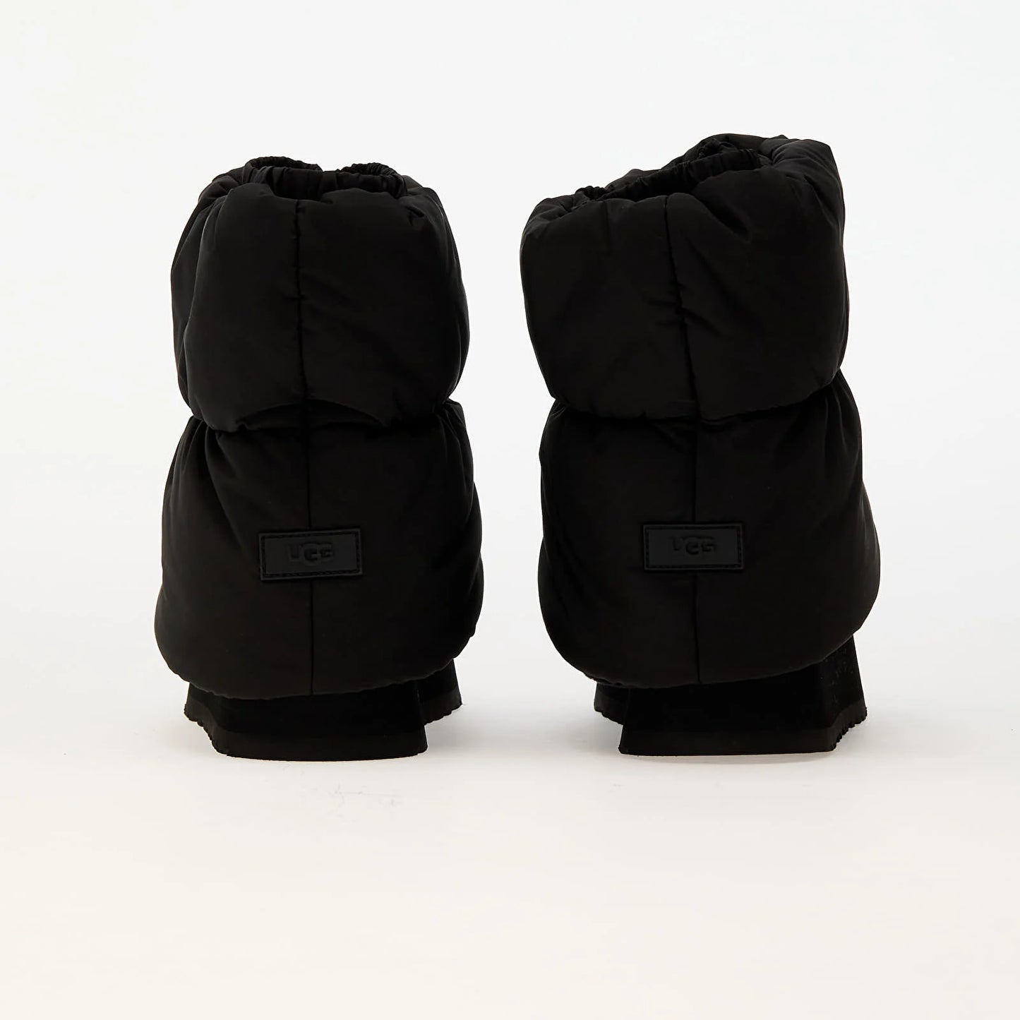 UGG Classic Mini Dipper Puffer "Black" - CBM-KICKS.RO
