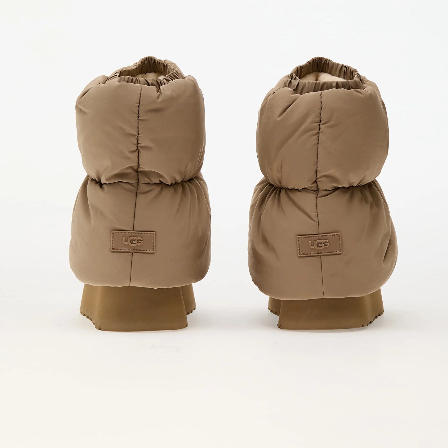 UGG Classic Mini Dipper Puffer "Chestnut" - CBM-KICKS.RO
